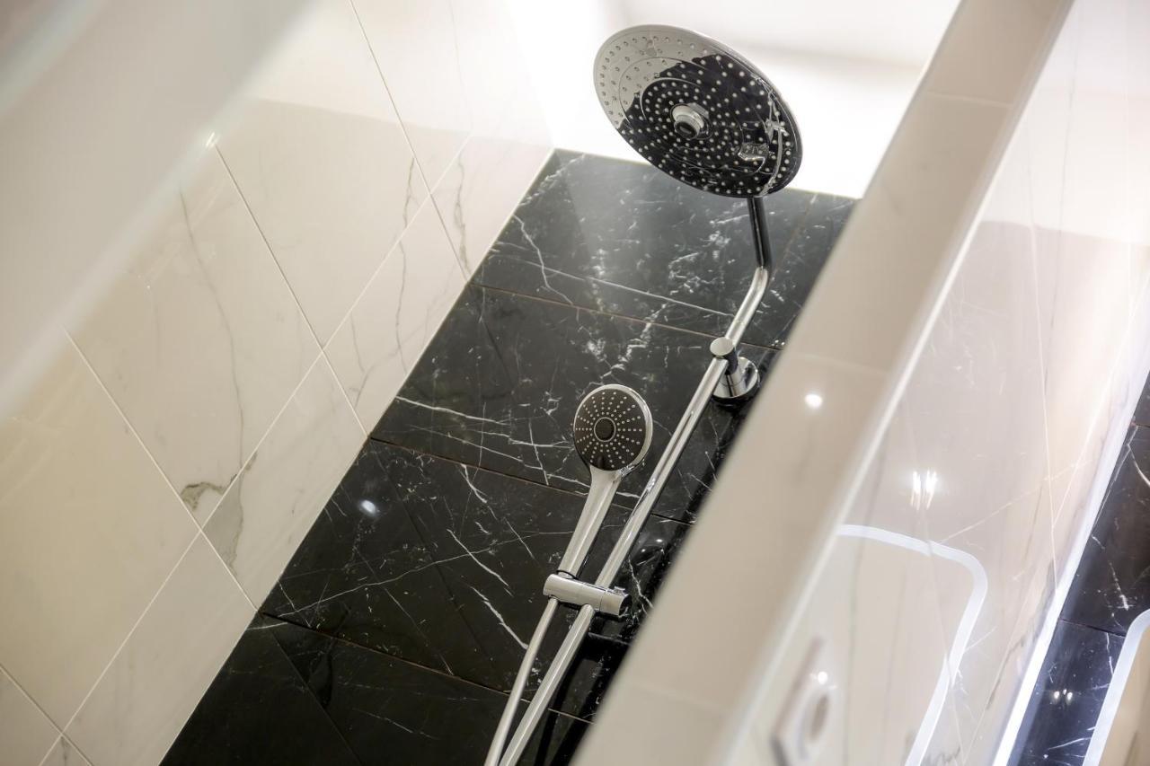 Les Appartements Chics Du Vieux-Port Марсель Екстер'єр фото